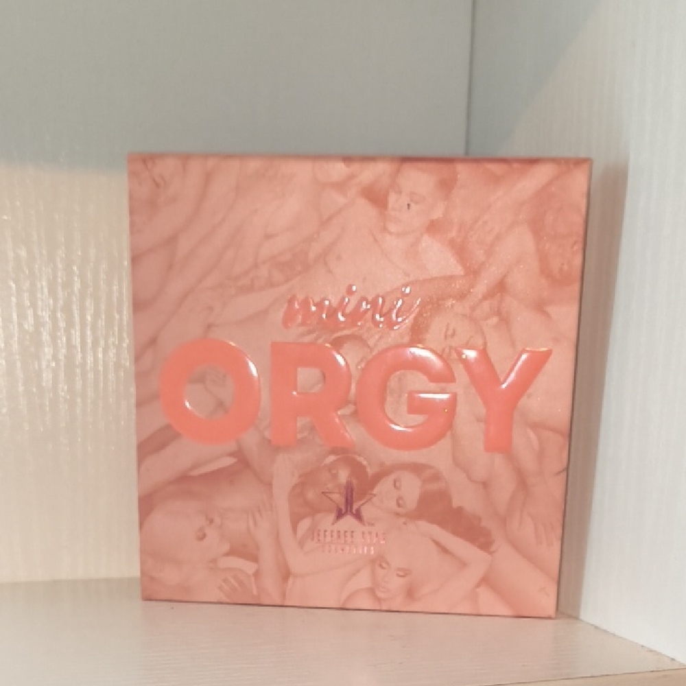 Mini Orgy Eyeshadow Palette